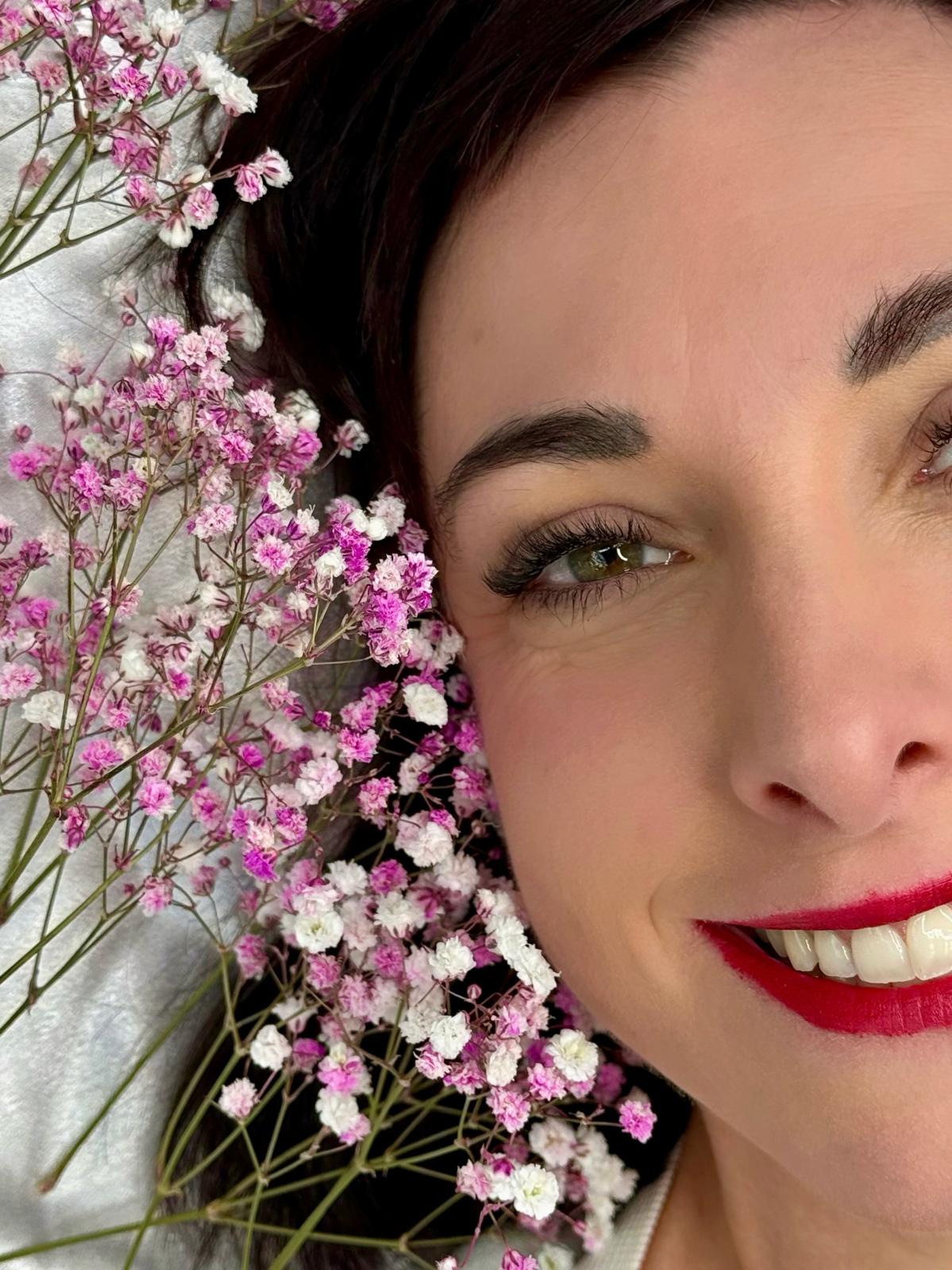 Cil a cil déstructuré tendance réalisé lors de la formation débutante